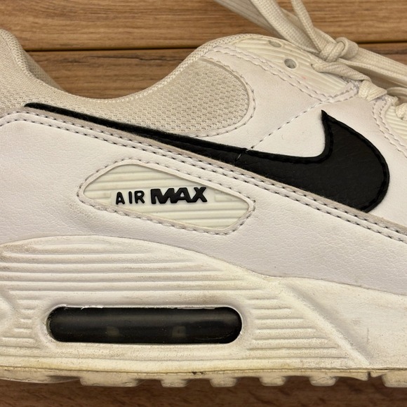 NIKE Air Max 90 Sneakers Womens Size 8 White Black DH8010 101 Athletic Comfort - Picture 10 of 13